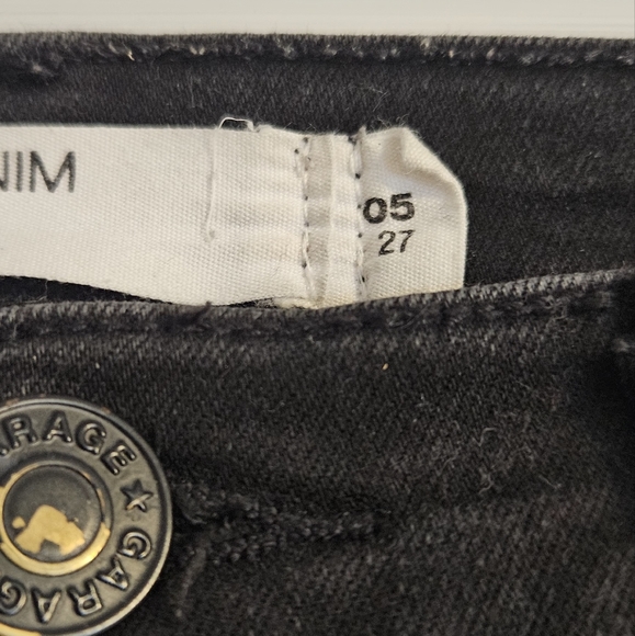 Short - Picture 3 of 3